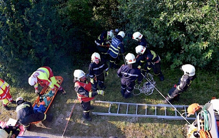 Verkehrsunfall mit Menschenrettung