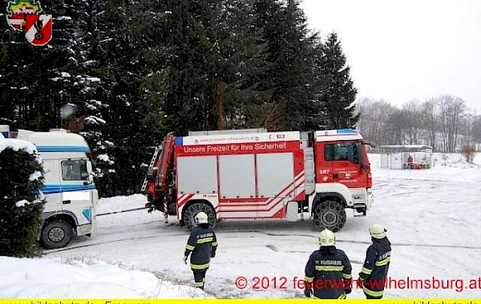 Einsatz: LKW-Bergung St.Pöltner Straße