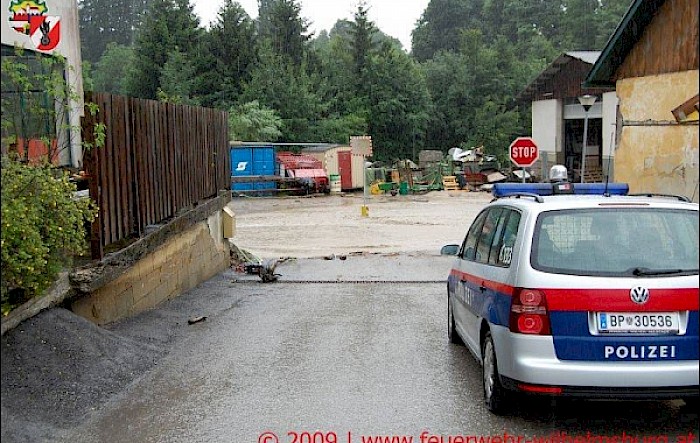 Neuerliche Hochwassereinsätze