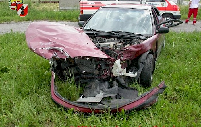 Verkehrsunfall B20 - Höhe Industriegebiet Nord