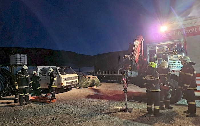 Kranseilwinde und Drehleiter Schulung